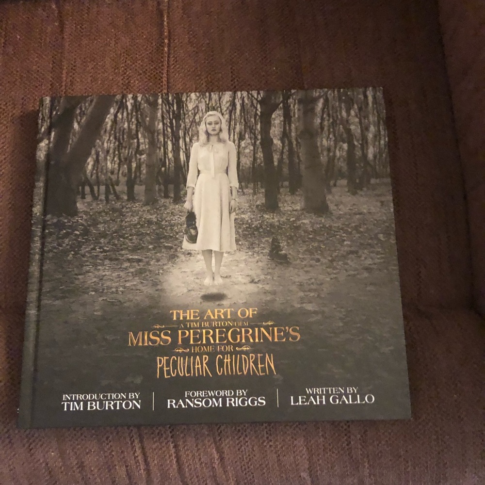 🎃The Art of Miss Peregrine’s Home for Peculiar Children528 $20 or $15 w/offer